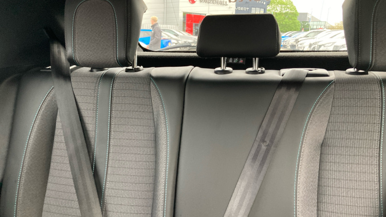 Peugeot 208 1.2 PureTech 100 Allure Premium 5dr Petrol Hatchback